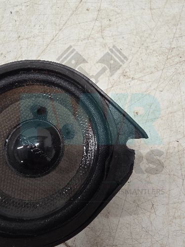 PORSCHE CAYENNE TURBO 955 Centre Dashboard Speaker