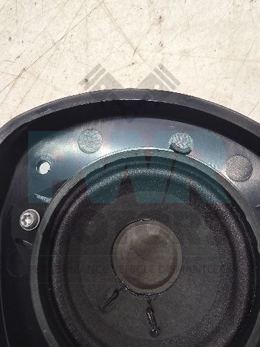 PORSCHE CAYENNE TURBO 955 Front Right Door BOSE Speaker