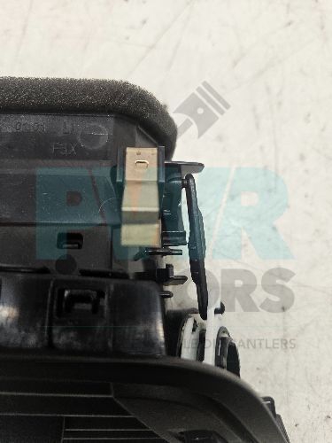BMW 3 Series F30 F31 Left Dashboard Climate Vent